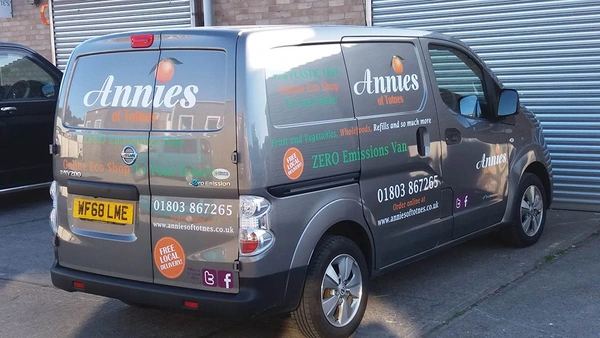 Van Graphics in use